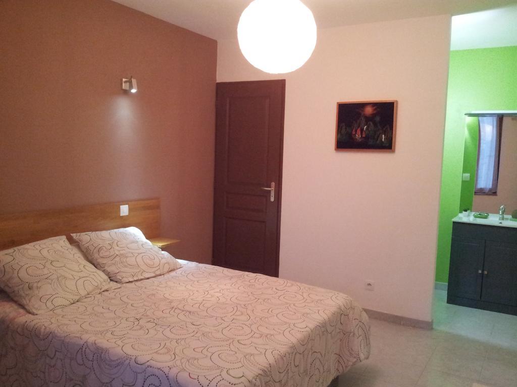 Millot Conilhac Bed & Breakfast Bilik gambar